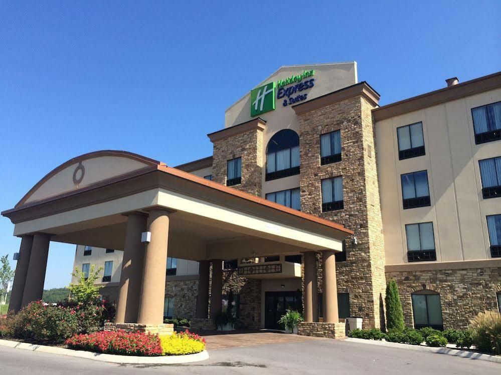 Holiday Inn Express & Suites - Cleveland Northwest By Ihg Ngoại thất bức ảnh